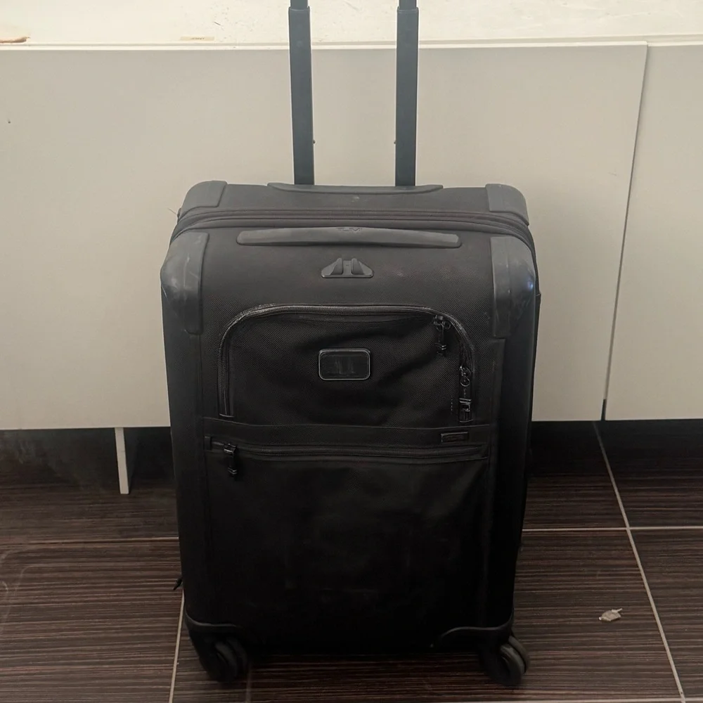 TUMI Alpha Black Rolling Carry-On Suitcase - Business Travel Spinner